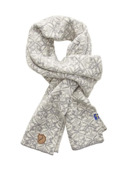 Snow Scarf  Fog 