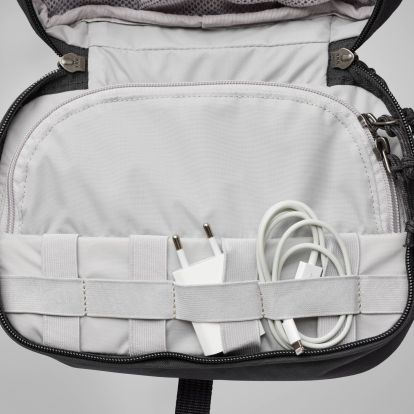 Farden Necessity Bag